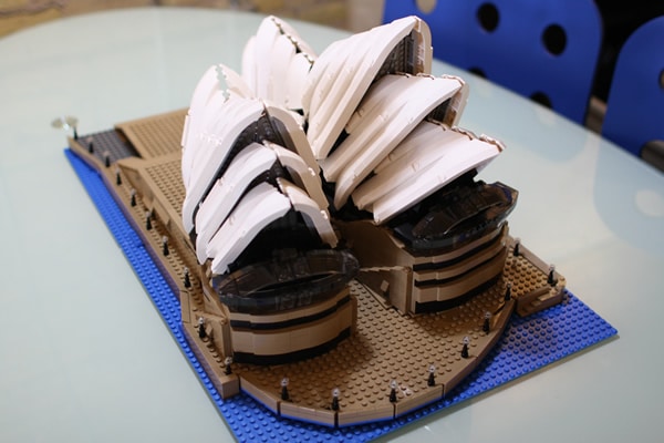 lego-sydney _opera_house_1128