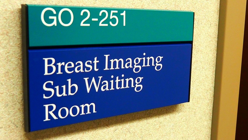 6a-blue-waiting-room-sign-mayo-clinic-rochester