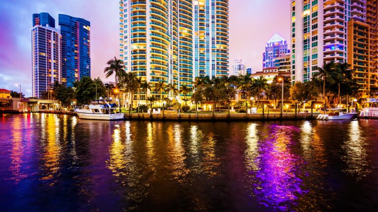Fort-Lauderdale-lights-reflection-water