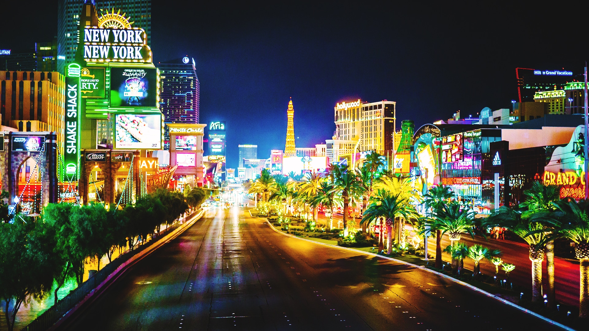 The Las Vegas Strip at Night plays host to our blog post about Pubcon 2017.